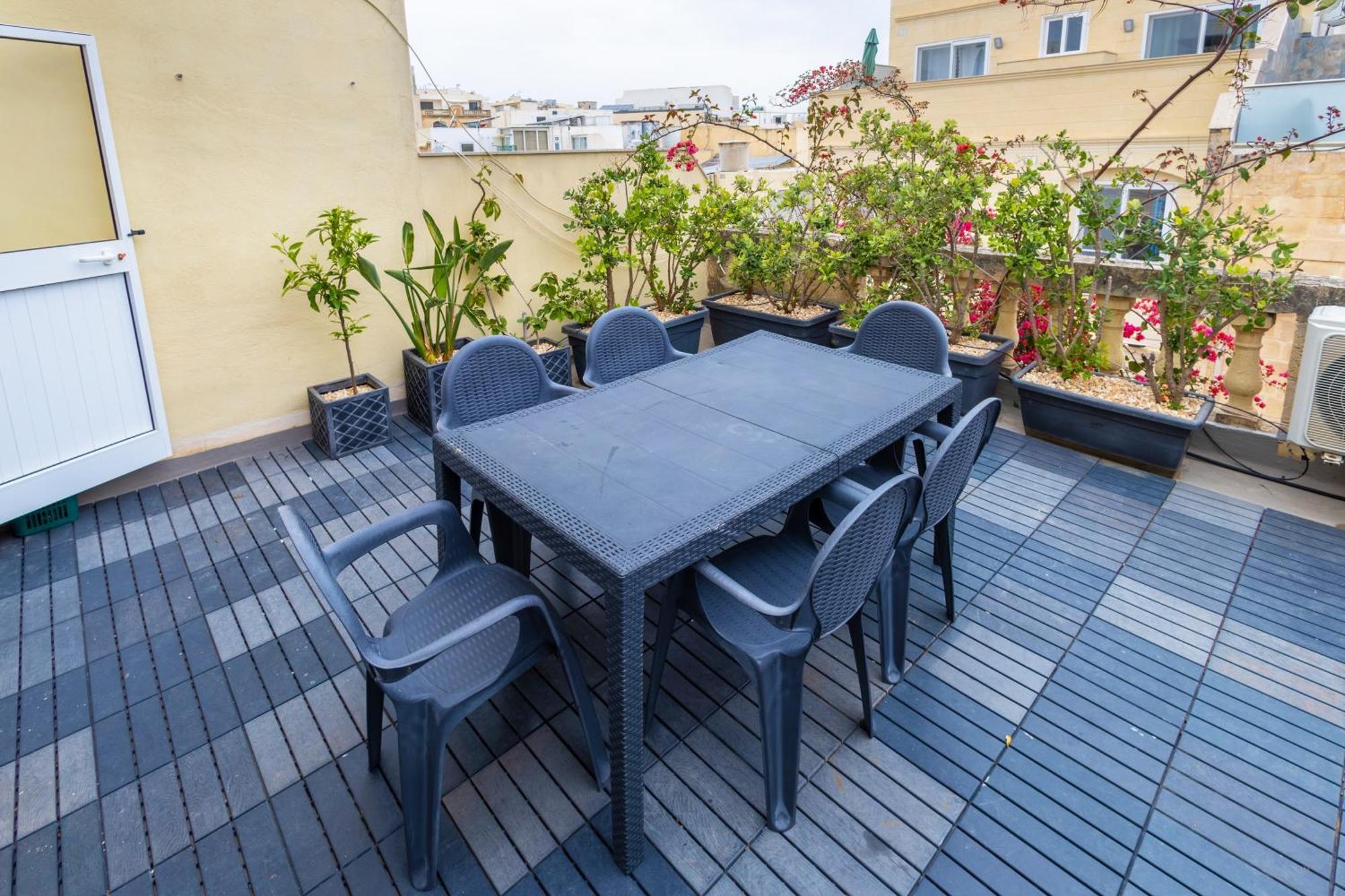 Quiet Ensuite Budget Twin Room Sliema Extérieur photo
